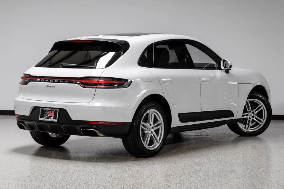 2020 Porsche Macan - Image 8 of 19