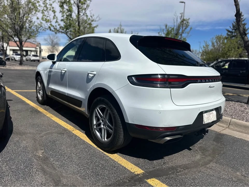 2020 Porsche Macan - Image 2 of 11