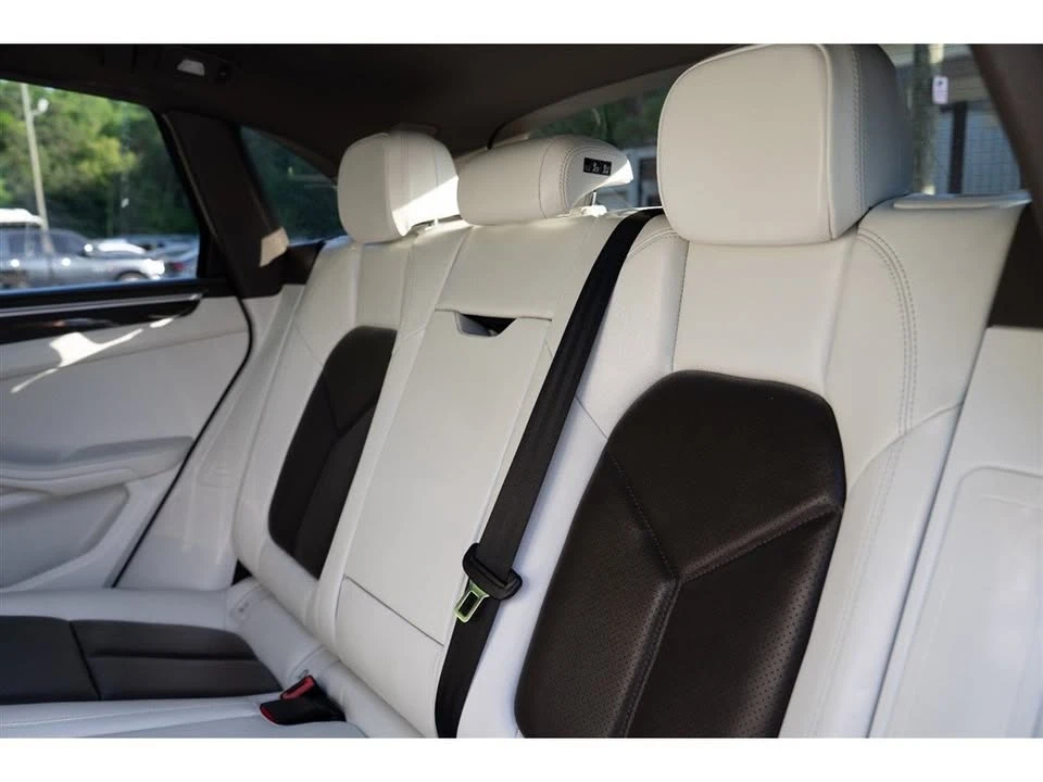 2020 Porsche Macan - Image 13 of 19