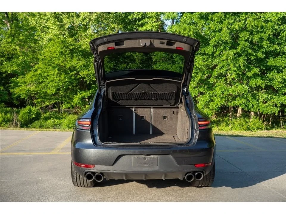 2020 Porsche Macan - Image 9 of 19