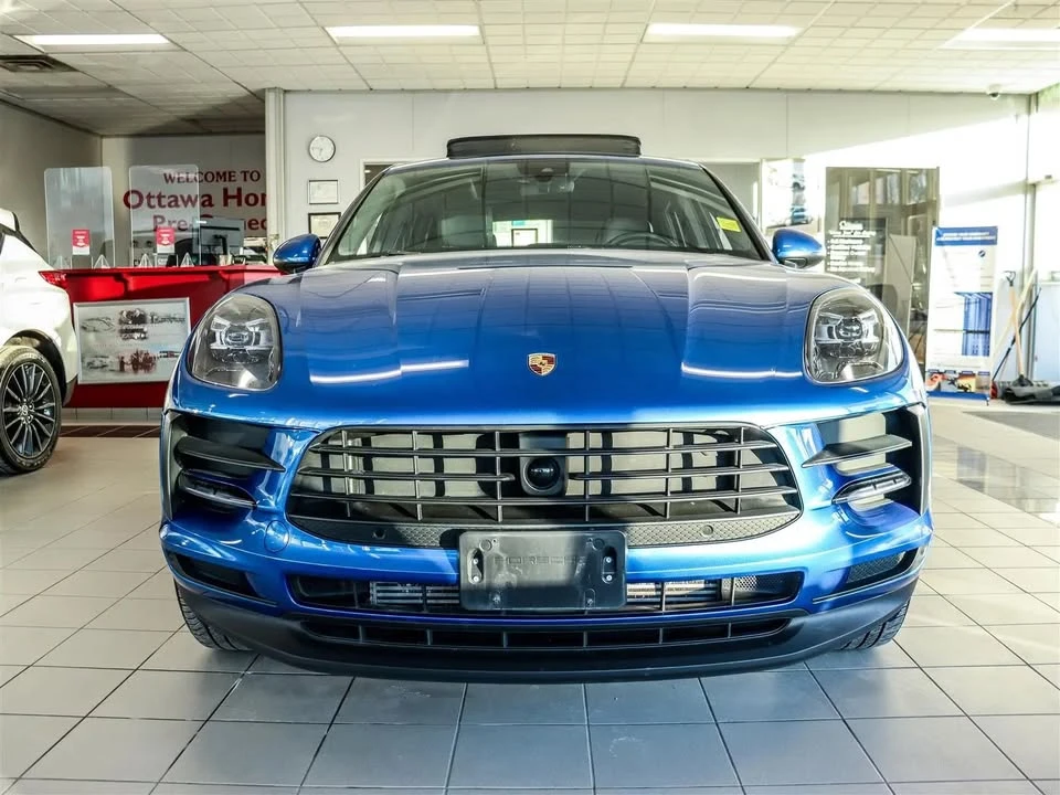 2020 Porsche Macan - Image 2 of 3