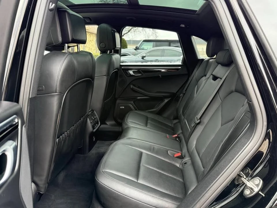 2020 Porsche Macan - Image 11 of 14