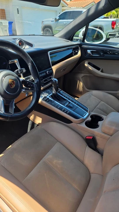 2020 Porsche Macan - Image 7 of 11