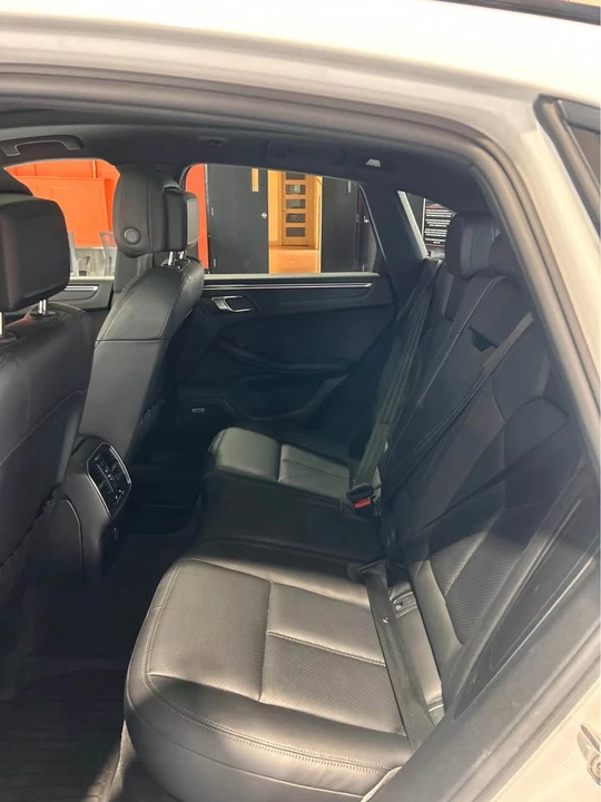 2020 Porsche Macan - Image 13 of 13