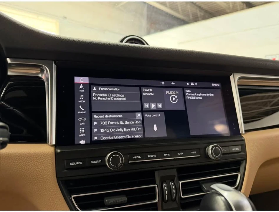 2020 Porsche Macan - Image 10 of 19