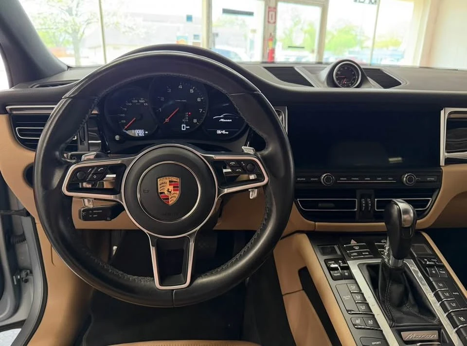2020 Porsche Macan - Image 7 of 19