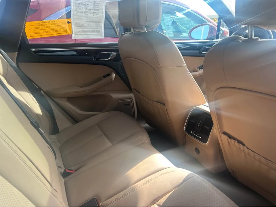 2020 Porsche Macan - Image 5 of 6
