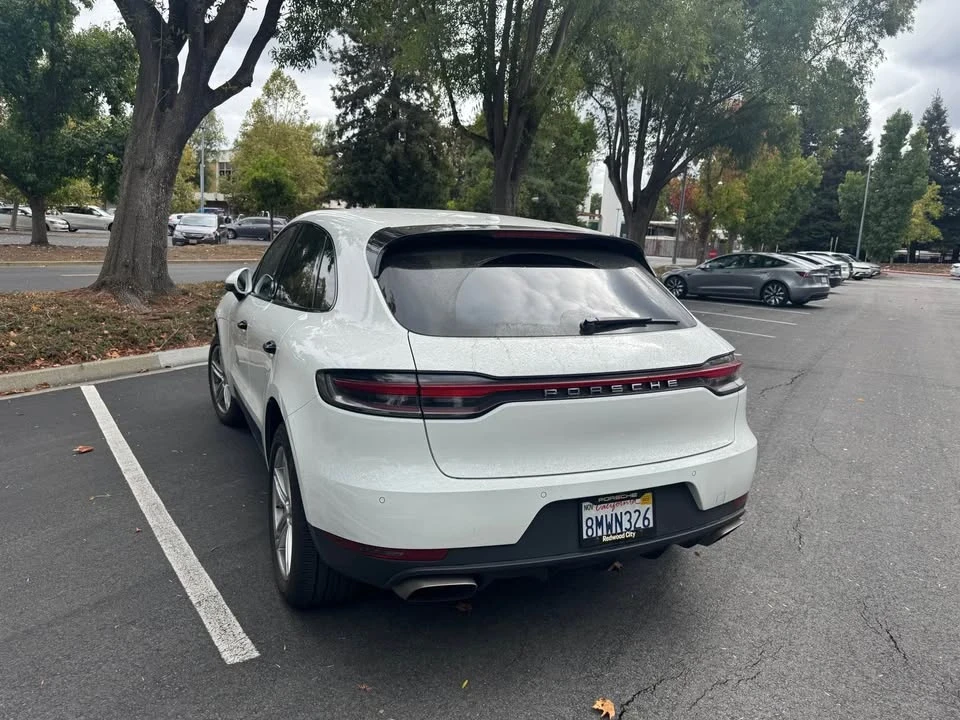 2020 Porsche Macan - Image 6 of 10
