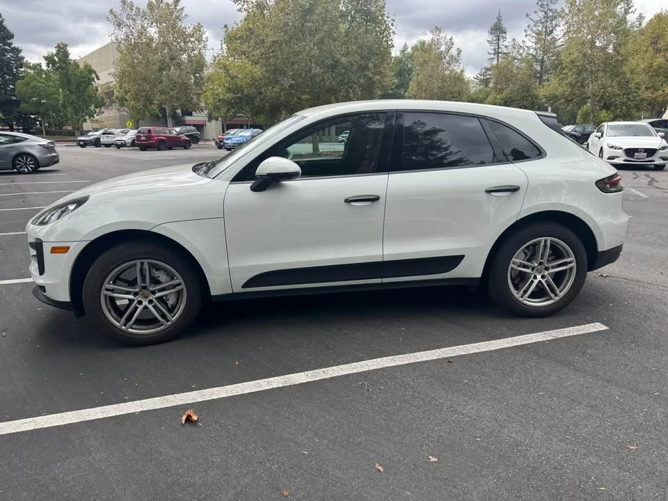 2020 Porsche Macan - Image 5 of 10