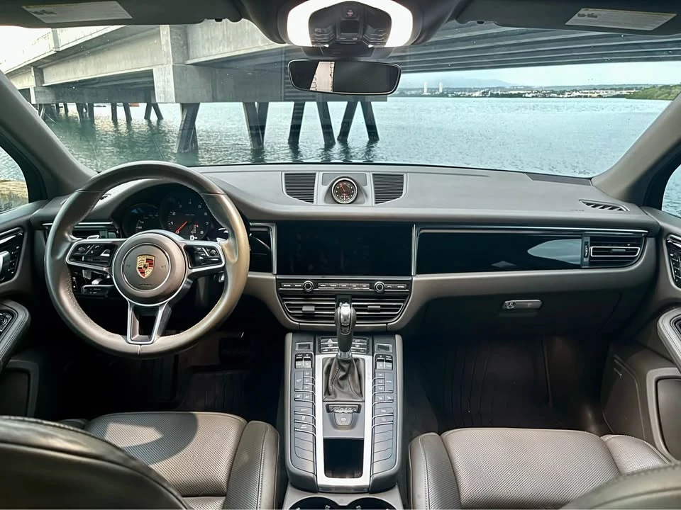 2020 Porsche Macan - Image 7 of 10