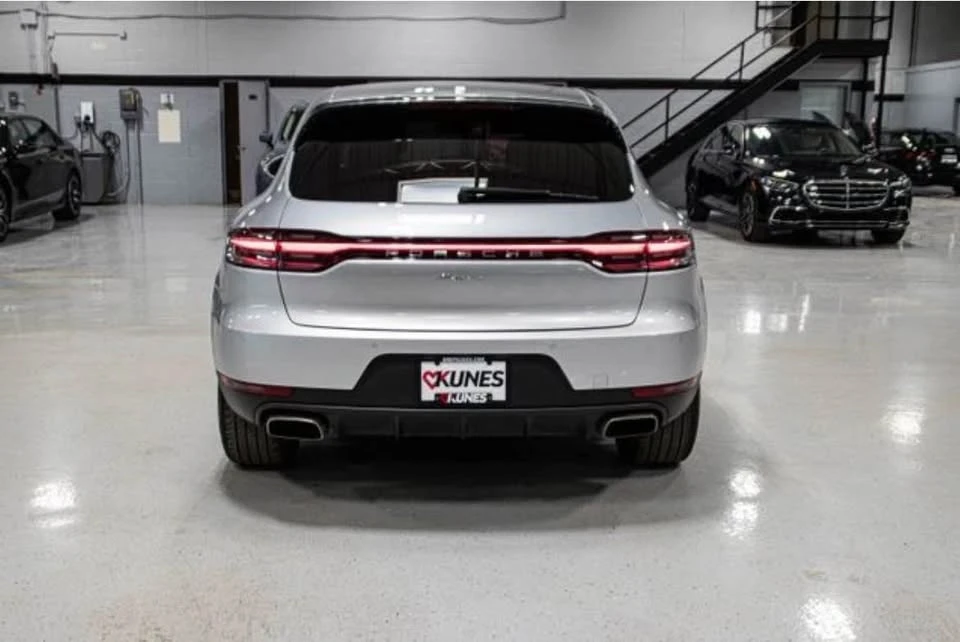 2020 Porsche Macan - Image 3 of 9