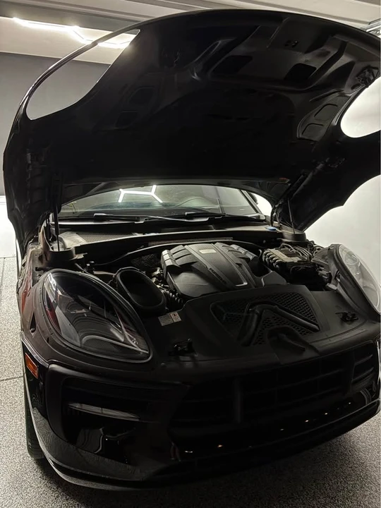2020 Porsche Macan GTS - Image 16 of 19
