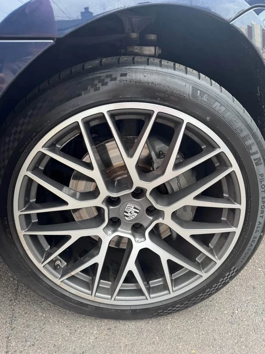 2020 Porsche Macan S - Image 10 of 11