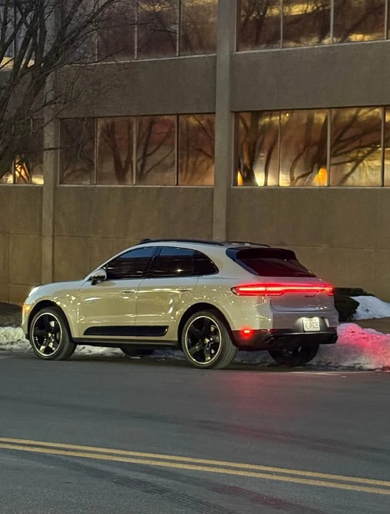 2020 Porsche Macan S - Image 2 of 4
