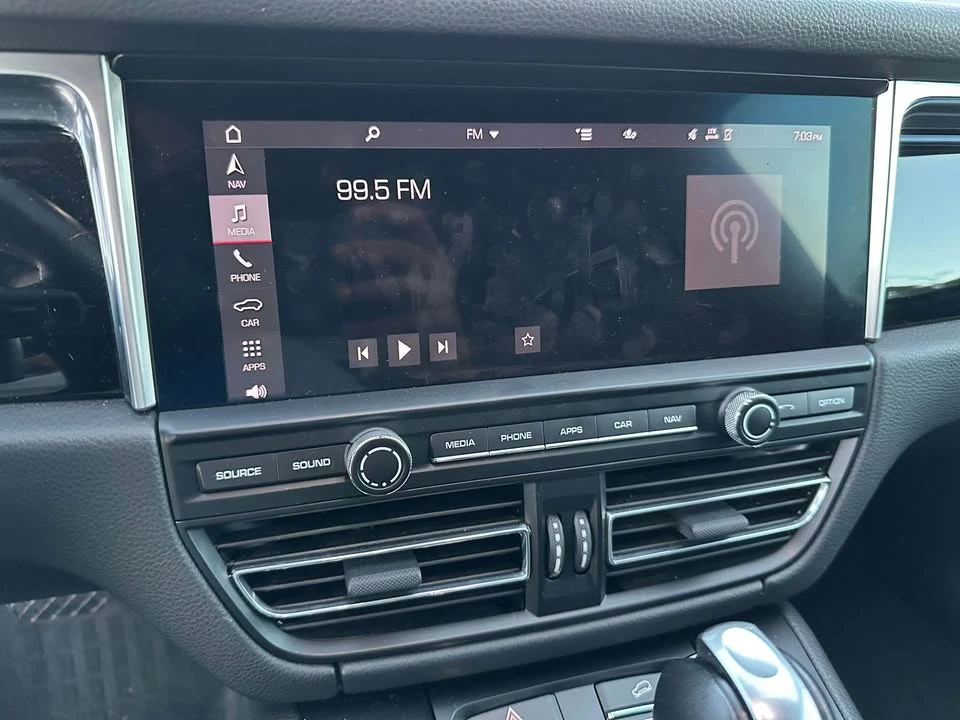2020 Porsche Macan S - Image 13 of 17