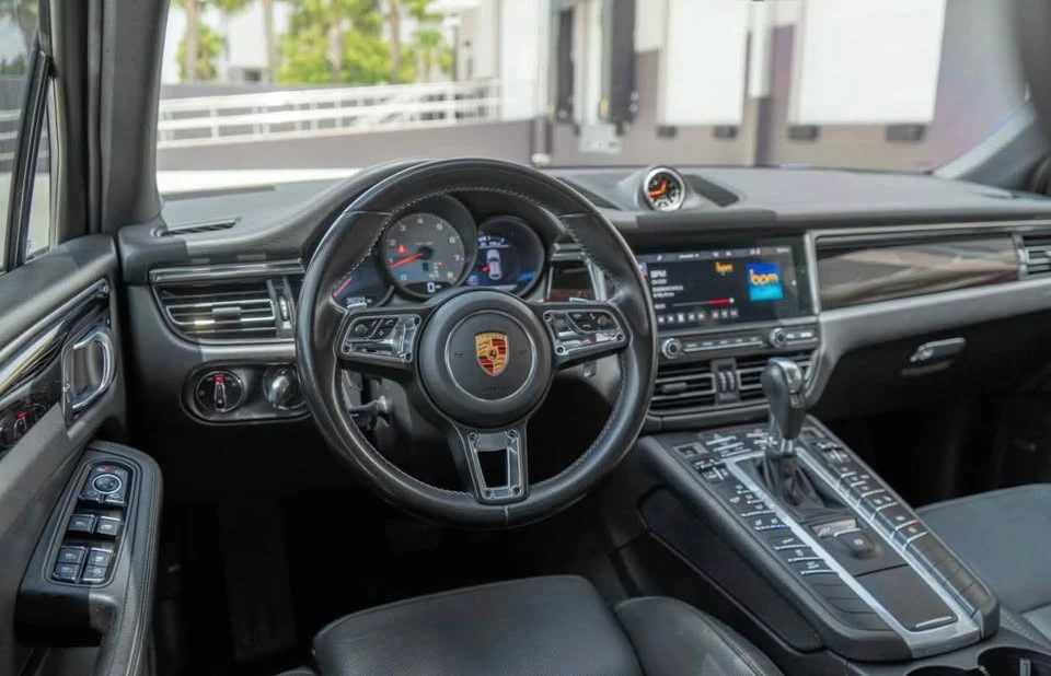 2020 Porsche Macan S - Image 10 of 18