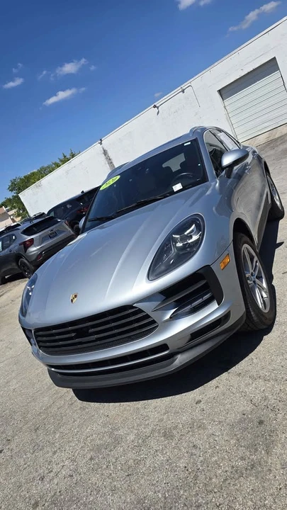 2020 Porsche Macan S - Image 9 of 11