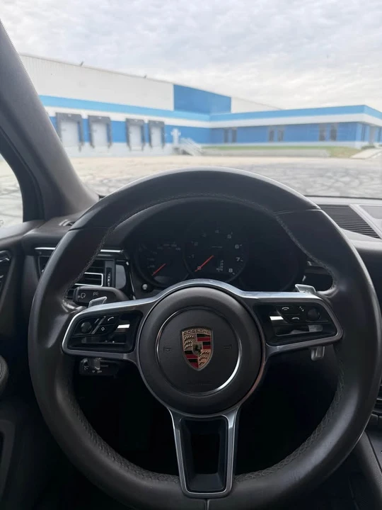 2020 Porsche Macan S - Image 10 of 17