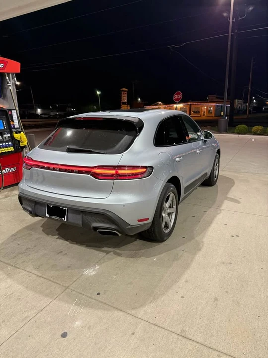 2020 Porsche Macan S - Image 15 of 17