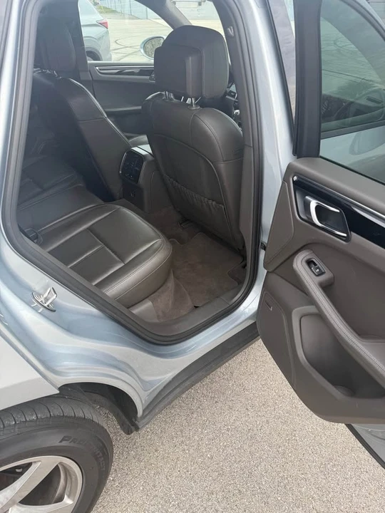 2020 Porsche Macan S - Image 8 of 17