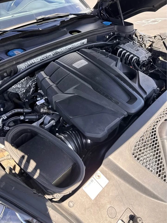 2020 Porsche Macan S - Image 15 of 16