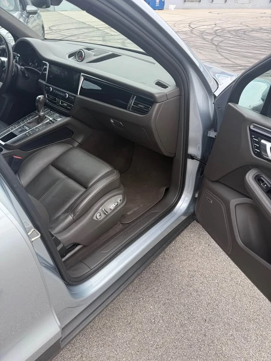 2020 Porsche Macan S - Image 9 of 17
