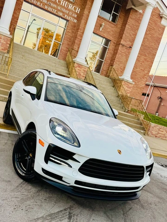 2020 Porsche Macan - Image 11 of 20