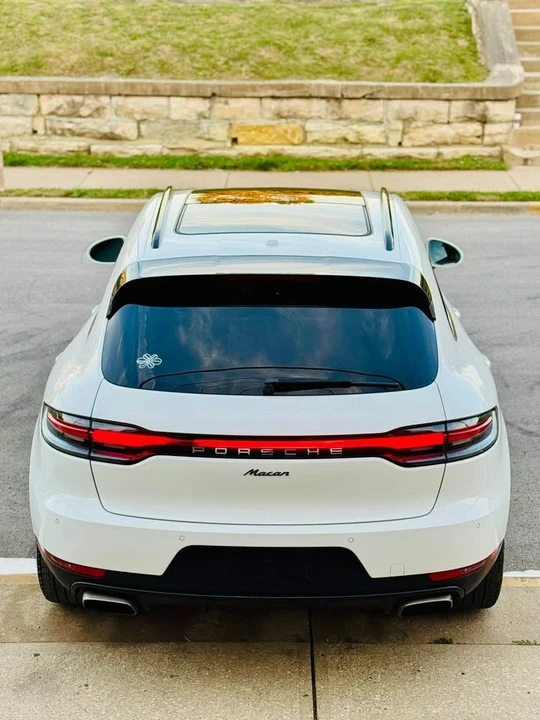 2020 Porsche Macan GTS - Image 8 of 20