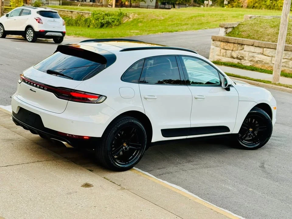 2020 Porsche Macan GTS - Image 18 of 20