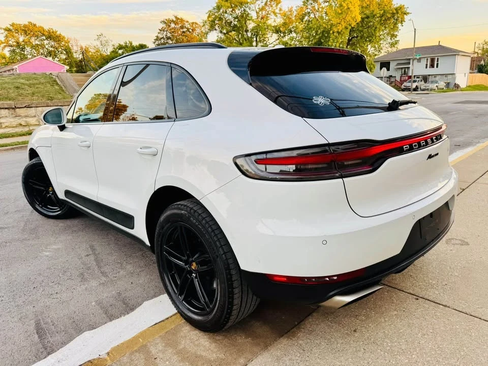 2020 Porsche Macan GTS - Image 9 of 20
