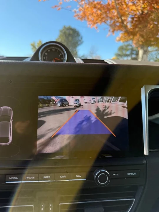 2020 Porsche Macan - Image 15 of 15