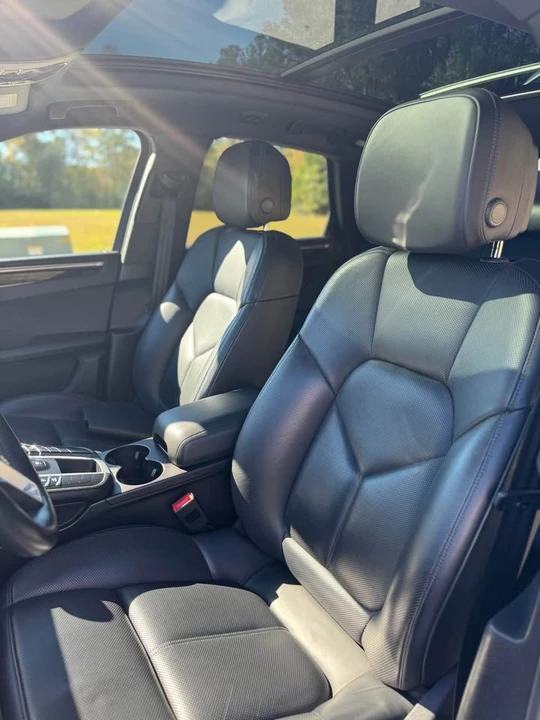 2020 Porsche Macan - Image 8 of 9