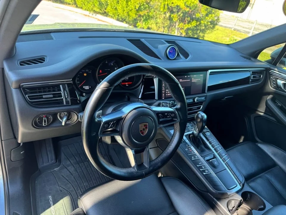 2020 Porsche Macan - Image 8 of 15