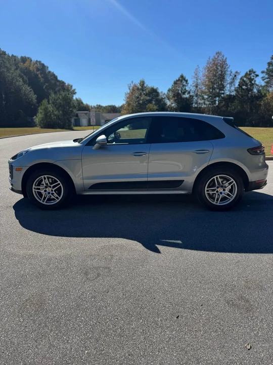 2020 Porsche Macan - Image 3 of 9