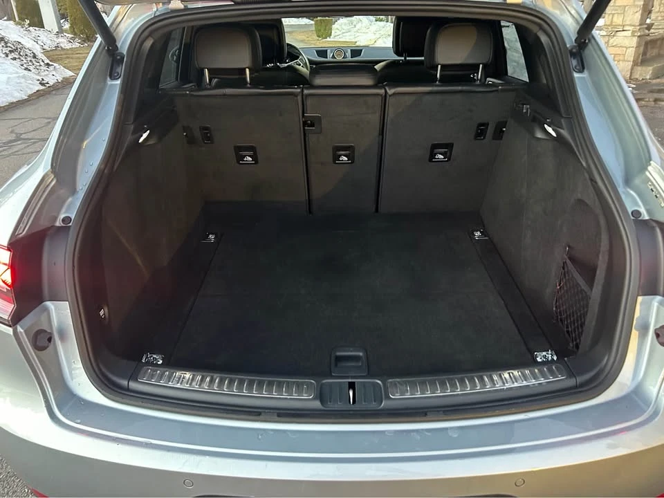 2020 Porsche Macan - Image 13 of 19