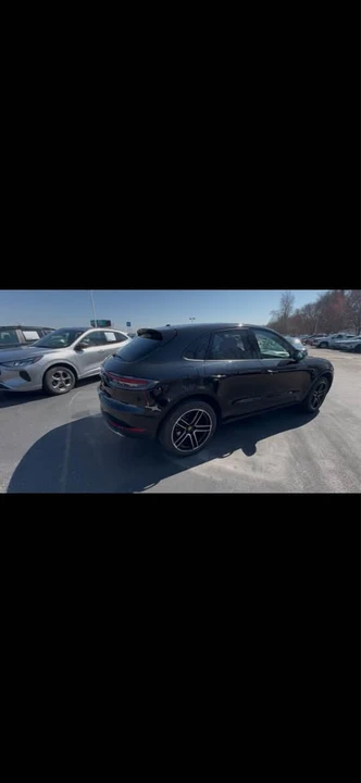 2020 Porsche Macan - Image 5 of 12