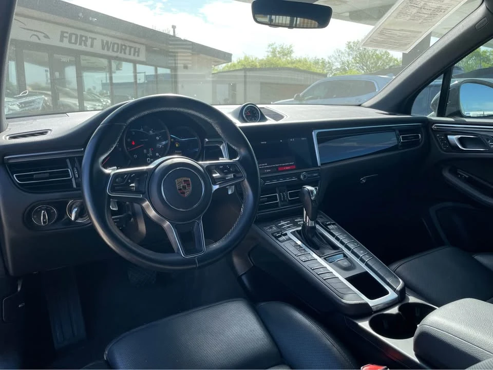 2020 Porsche Macan - Image 11 of 14