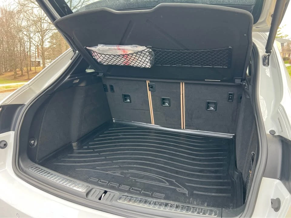 2020 Porsche Macan - Image 15 of 20
