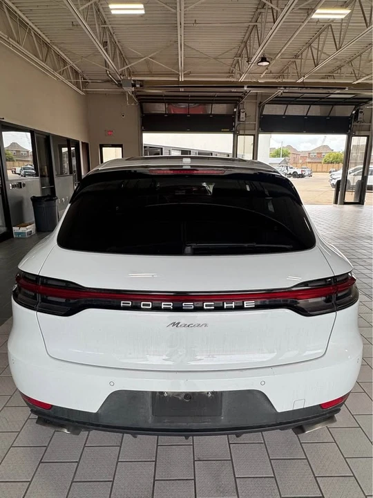 2020 Porsche Macan - Image 4 of 4