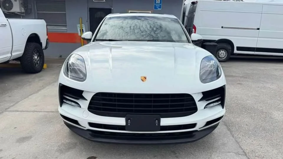 2020 Porsche Macan - Image 2 of 20
