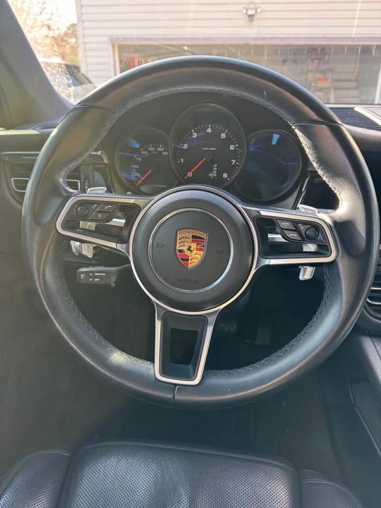 2020 Porsche Macan - Image 16 of 16