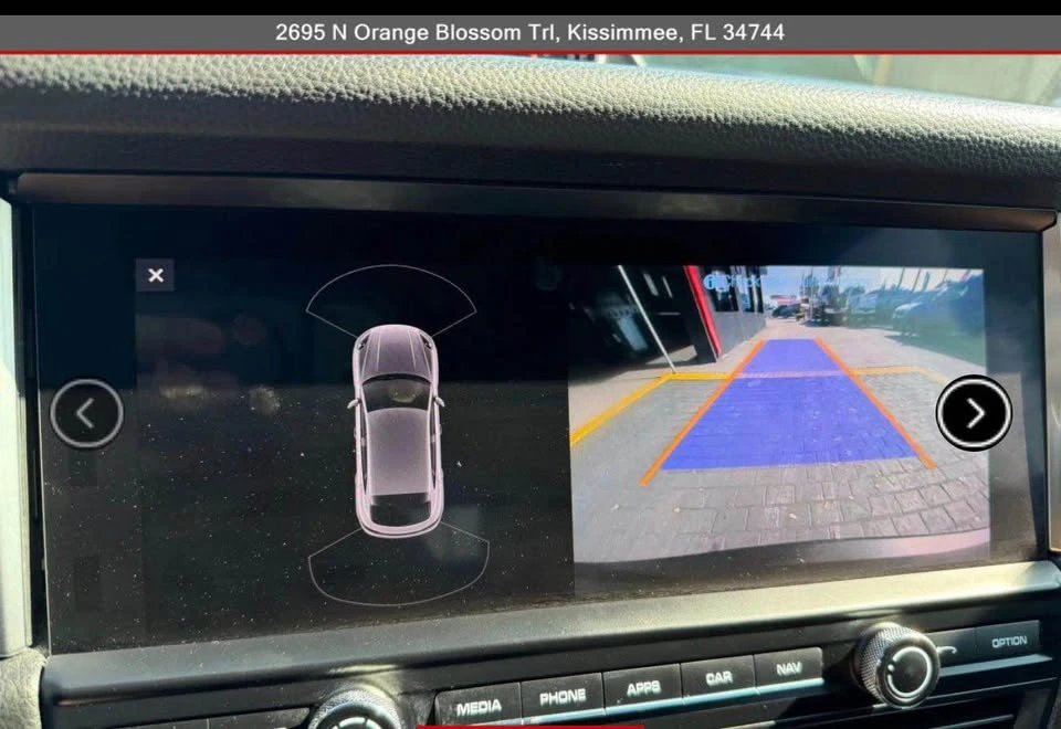 2020 Porsche Macan - Image 9 of 13
