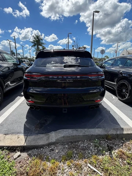 2020 Porsche Macan Turbo - Image 4 of 11