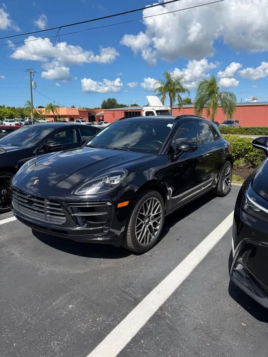 2020 Porsche Macan Turbo - Image 2 of 11