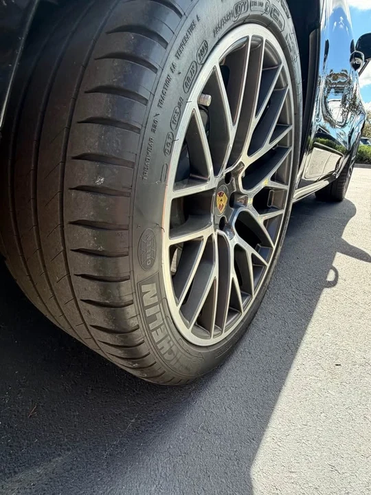 2020 Porsche Macan Turbo - Image 5 of 11