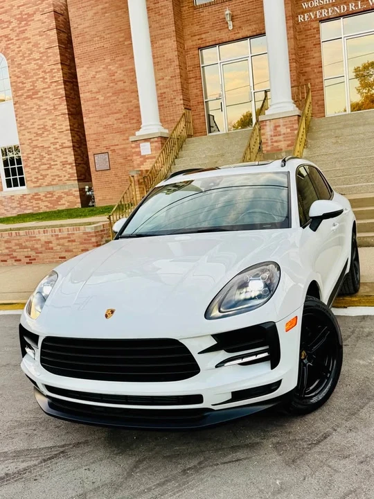 2020 Porsche Macan Turbo - Image 12 of 20