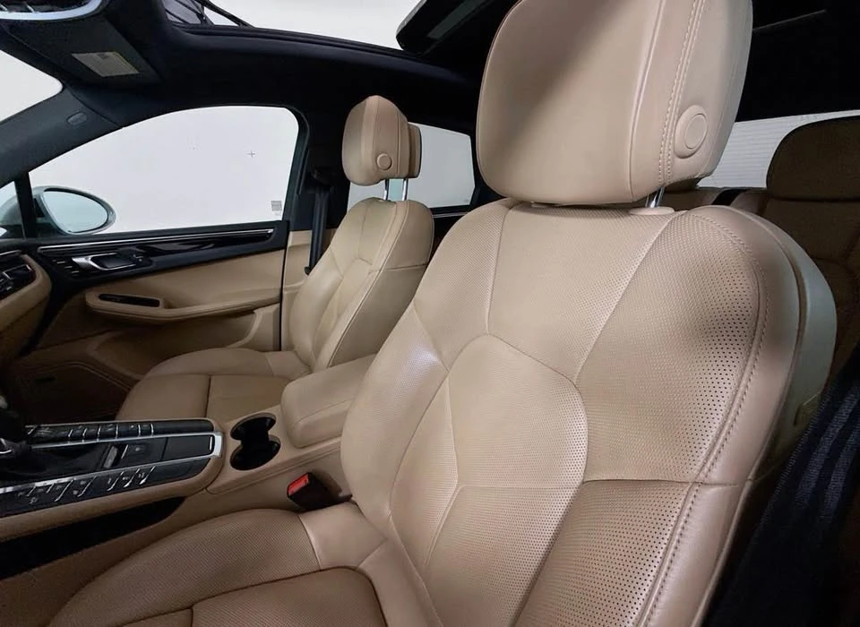 2020 Porsche Macan Turbo - Image 6 of 10