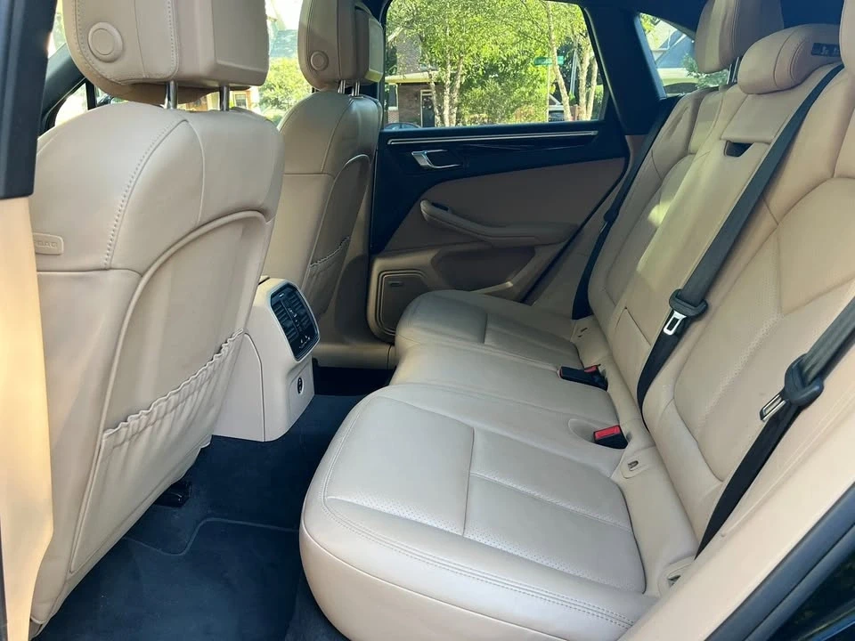 2020 Porsche Macan - Image 16 of 20