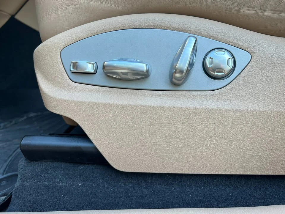 2020 Porsche Macan - Image 9 of 20