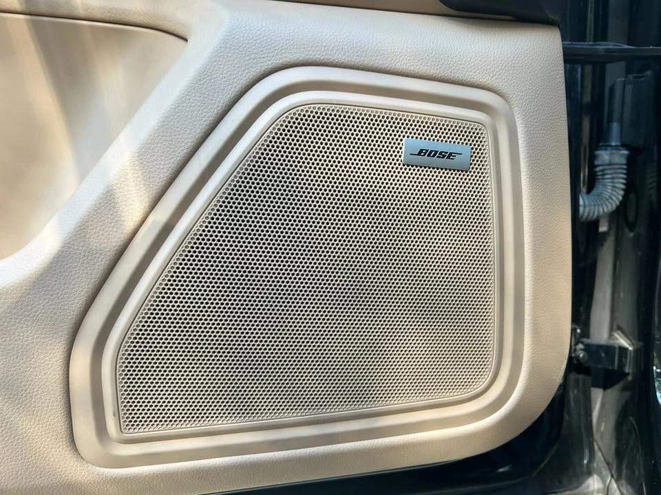 2020 Porsche Macan - Image 8 of 20